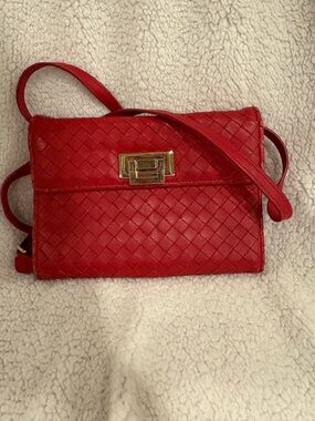 Bottega Giotti Red Woven Crossbody